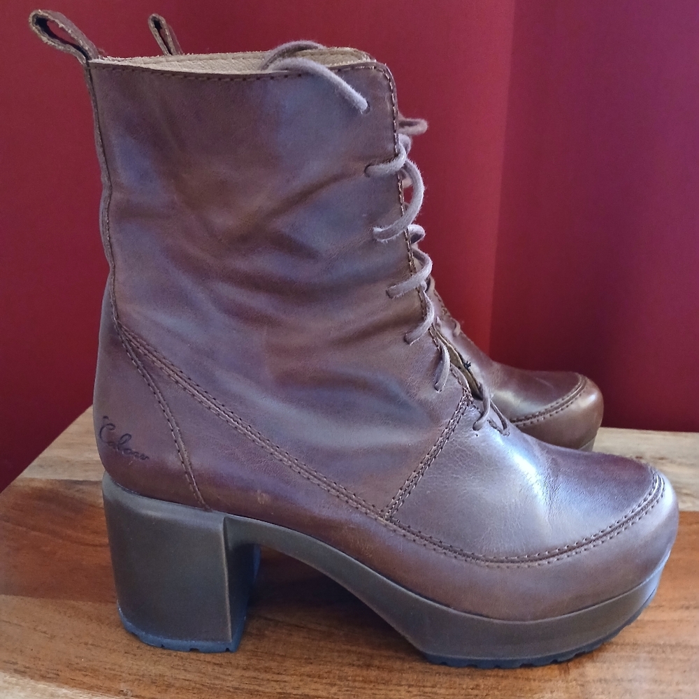 Calou Stockholm Greta Plum Leather Ankle Boots - Picture 2 of 8